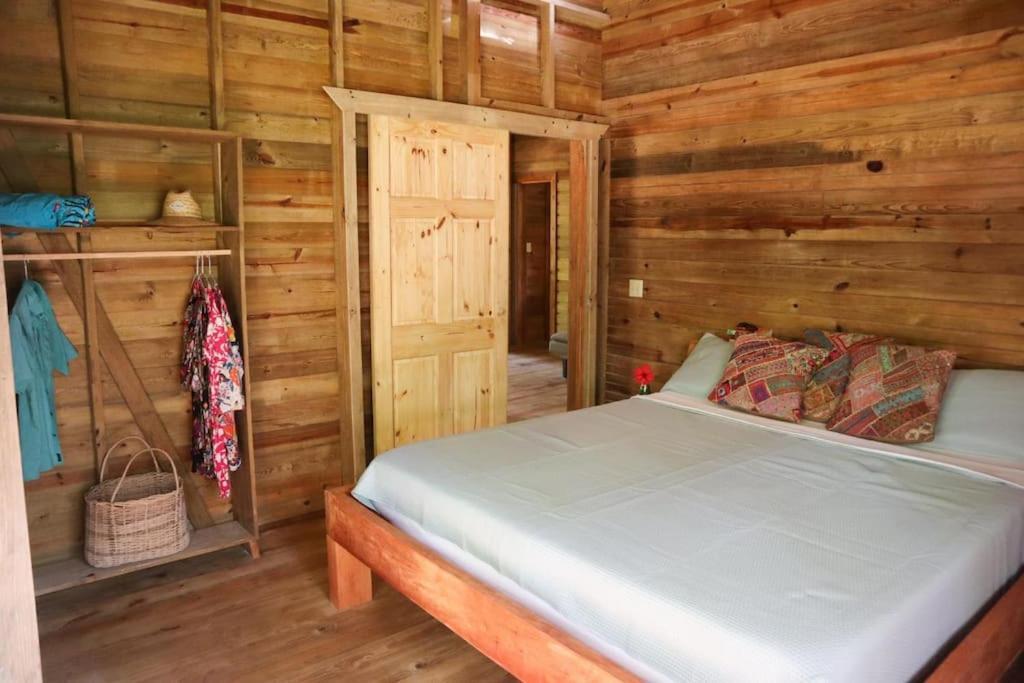 Jungle Beach 2 Bedroom Cottage Bocas Town Luaran gambar